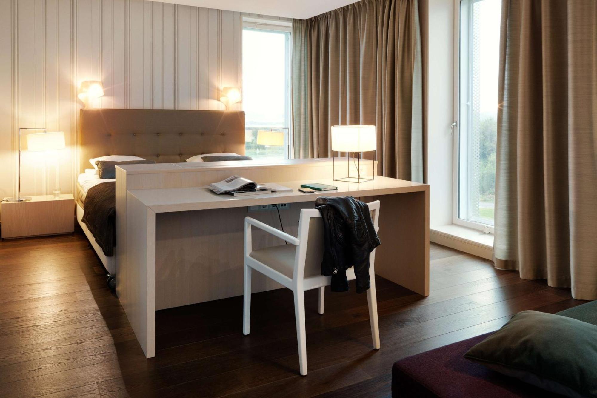 Отель Scandic Oslo Airport 4*